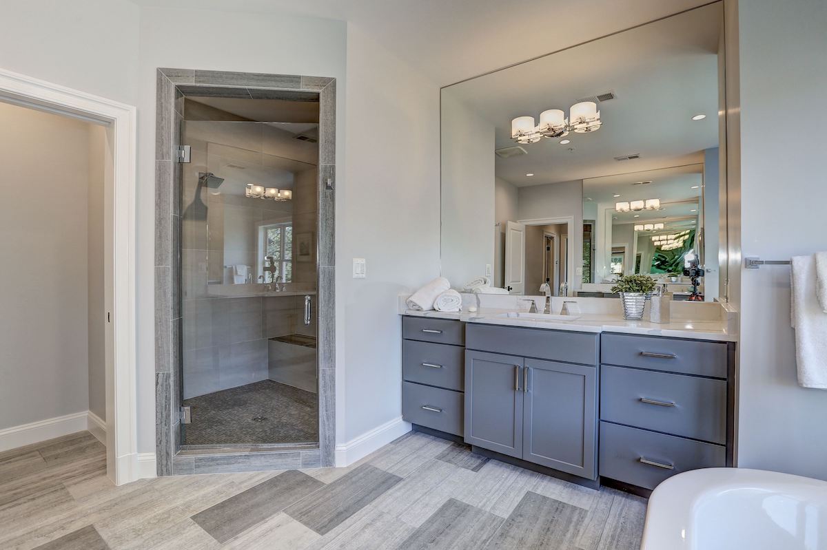 Master Bathroom 4_Meridian Homes_10006 Broad St Bethesda_High Resolution – Resized for Portfolio