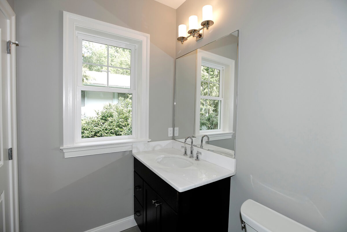 Meridian Homes Bathroom 39