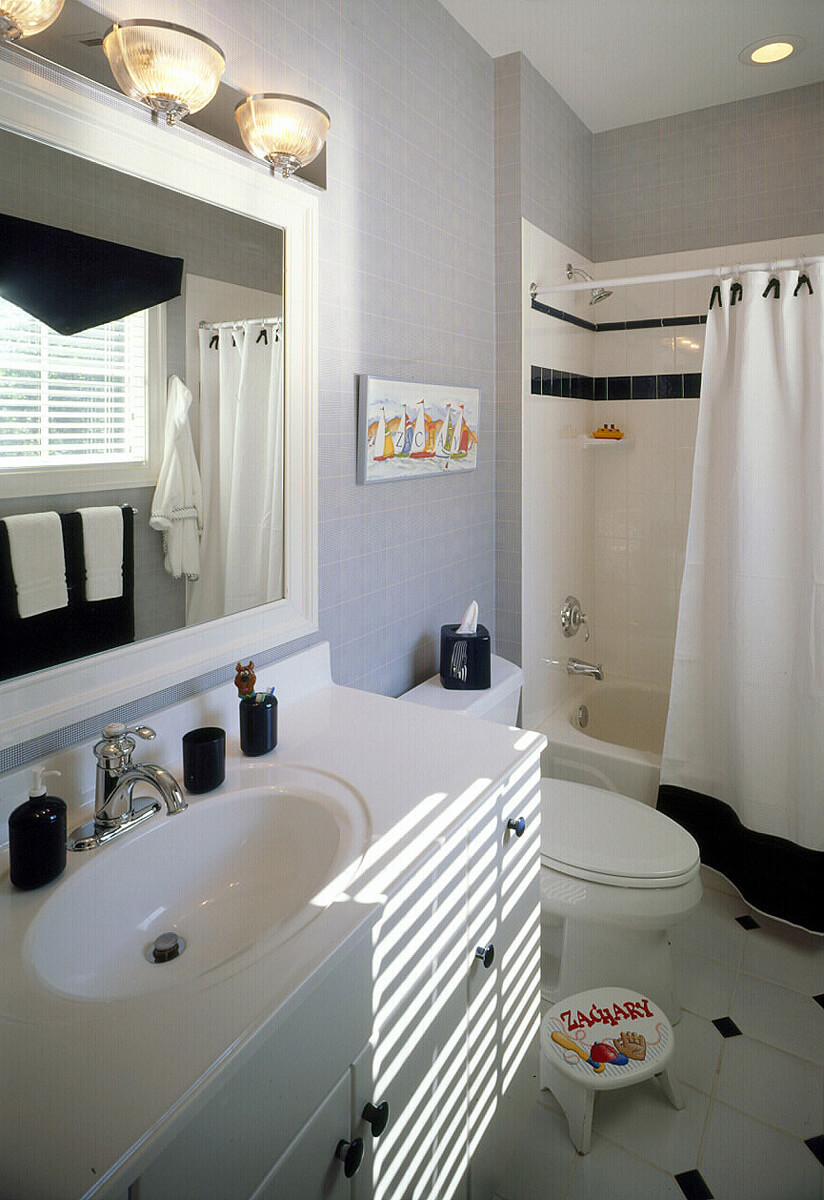 Meridian Homes Bathroom 91