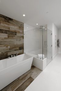 Meridian Homes - Custom Home Modern Bathroom - Soaking Tub & Separate Shower