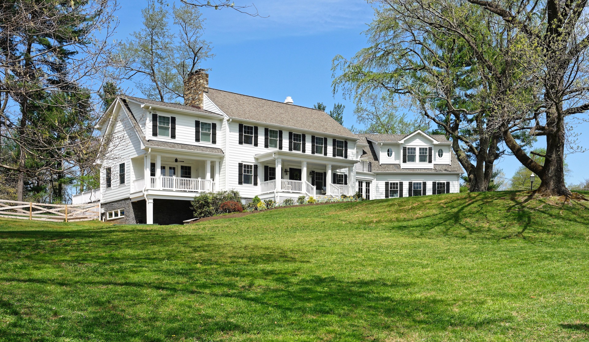 Meridian Homes- Renovated Exterior – Home Page