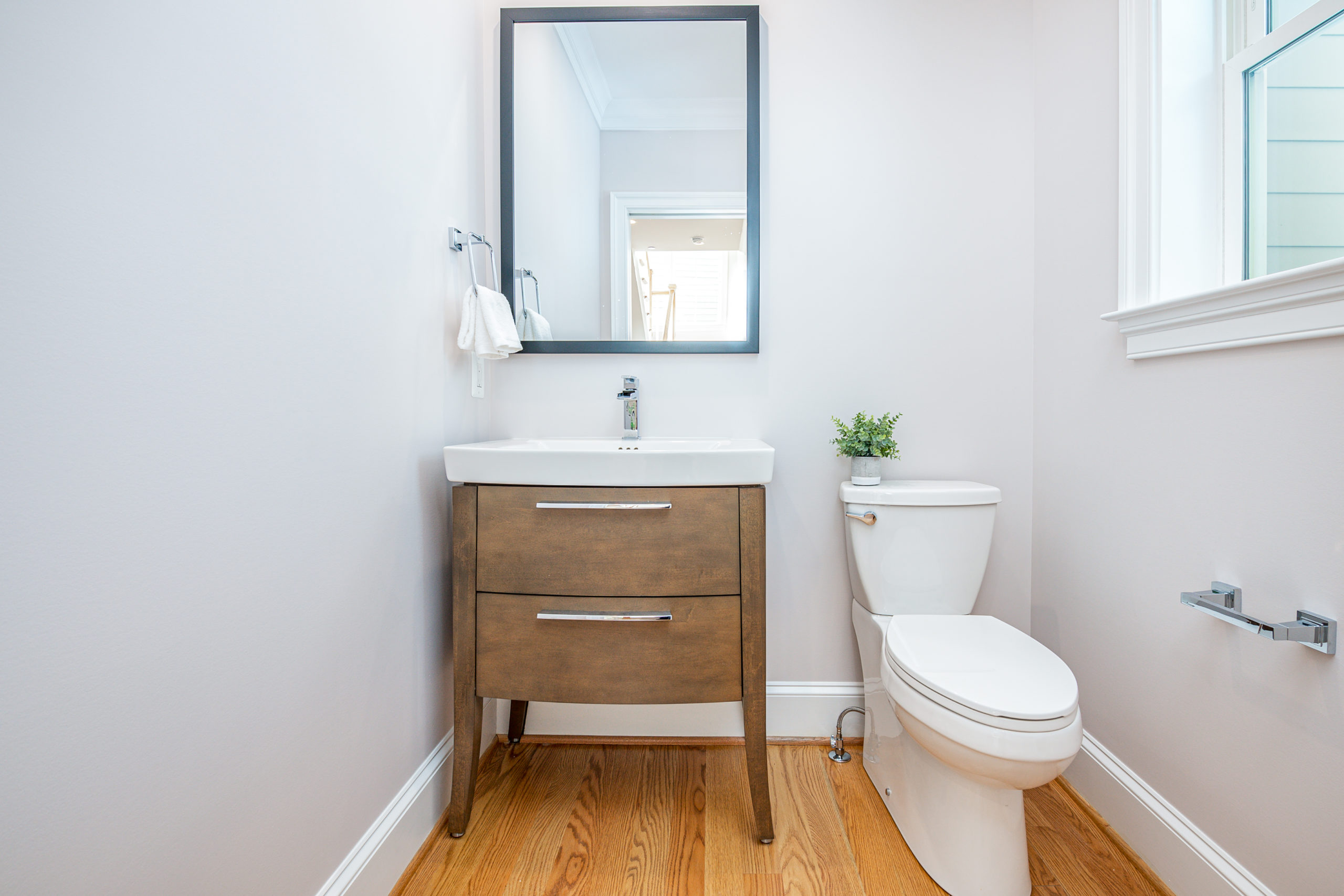 Powder Room 1