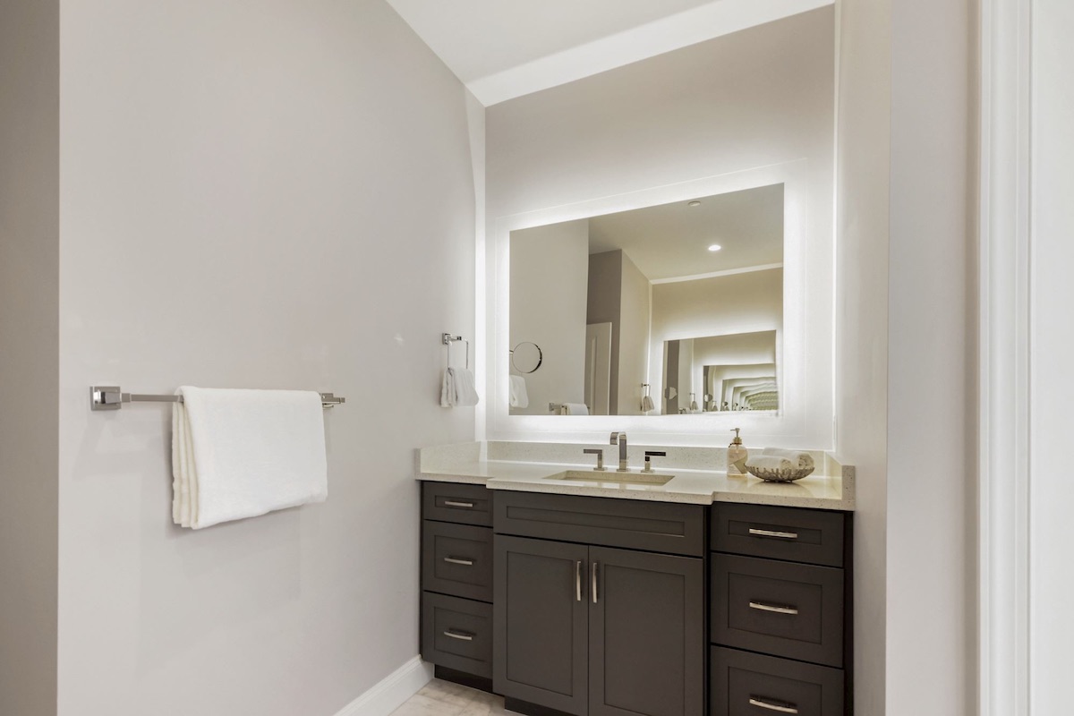 Bathroom – Owner’s Bath 1 – Wyngate – Resized